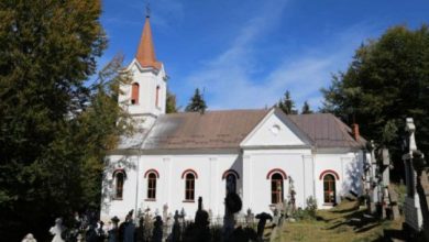 biserica-Sirnea_257325.jpg