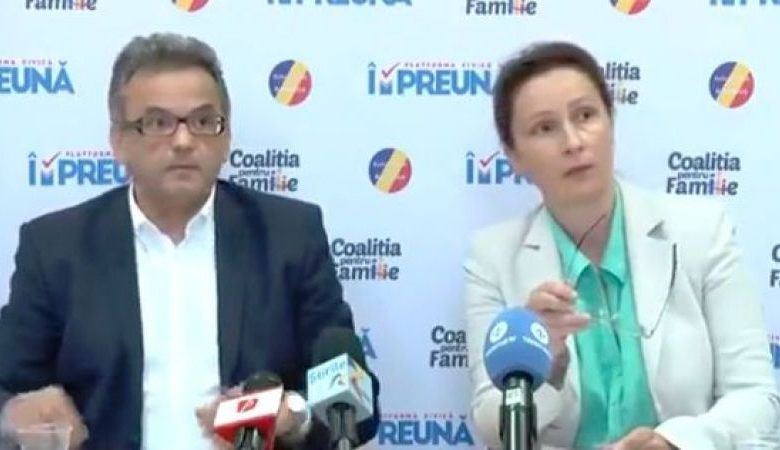 Coaliția pentru Familie se războiește cu presa 1 coalitia-pentru-familie-conferinta-referendum.jpg