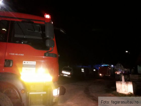 BRAȘOV. Incendii la o casă din Lovnic și la o anexă din Beclean 1 incendiu lovnic_257482.jpg