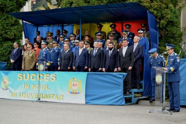 BRAȘOV. 159 de noi studenţi militari 1 academia10_259192.jpg
