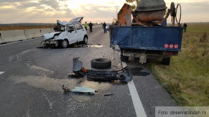 Două persoane decedate într-un accident produs pe DN 1 Ploiești - Brașov, la Băicoi 1 accident dn 1 2_257999.jpg