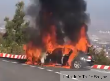 BRAȘOV. Un autoturism a luat foc, la Belvedere (FOTO) 1 autoturismbelvedere3.png