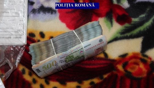 28 de autoturisme, găsite în curtea unui suspect de cămătărie 1 banicamata.jpg