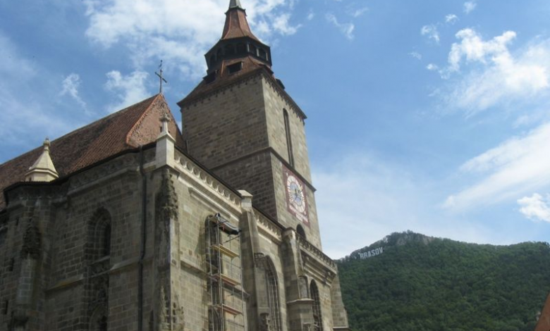 biserica-neagra4.jpg
