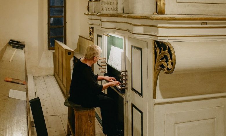 BRAȘOV. Ultimul concert la „Muzici de Cincşor” 1 cinsor-concert-ursula-philippi.jpg
