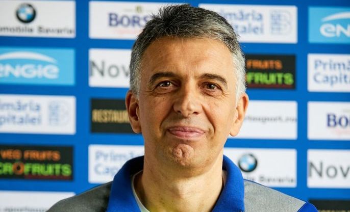 El e NOUL ANTRENOR al echipei CSM Bucureşti!!! 1 djukic.jpg