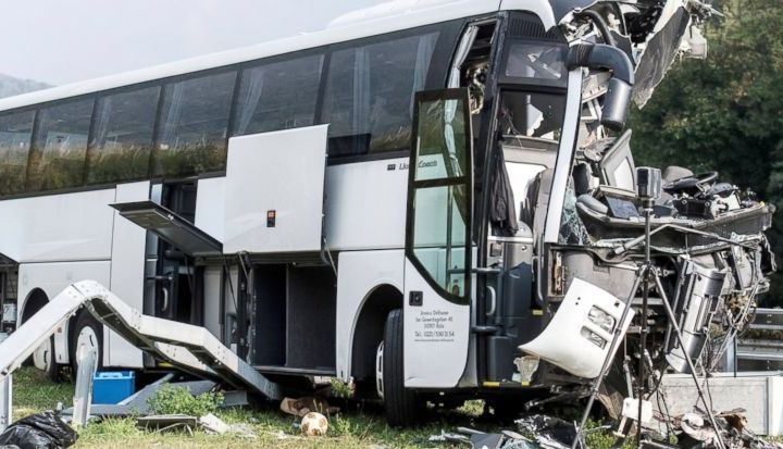 Accident pe autostradă. Cel puțin 15 turiști răniți 1 elvetia_5.jpg