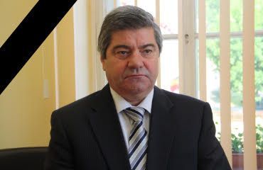 BRAŞOV. Funeraliile profesorului Emil Stoica au loc la Biserica din Dârste 1 emil-stoica.jpg