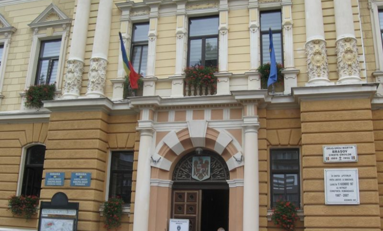 BRAȘOV. Director din Primărie, confirmat pozitiv COVID-19 / „E peste tot, în instituții publice și private, fără număr” 1 img-9270.jpg