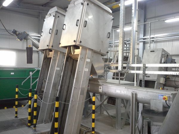 BRAŞOV. Compania APA va produce energie electrică la staţia de epurare Stupini 1 statie-epurare.jpg