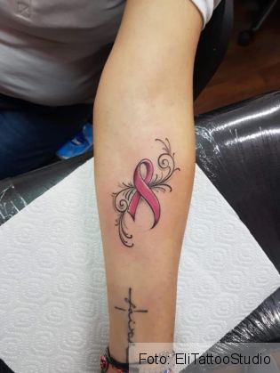 tatuaj cancer 2_258959.jpg