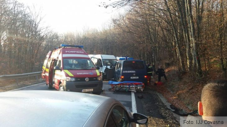 Jandarmii răniţi în accidentul din Covasna au fost aduşi la spital în Braşov 1 accident dn 10 3_259952.jpg