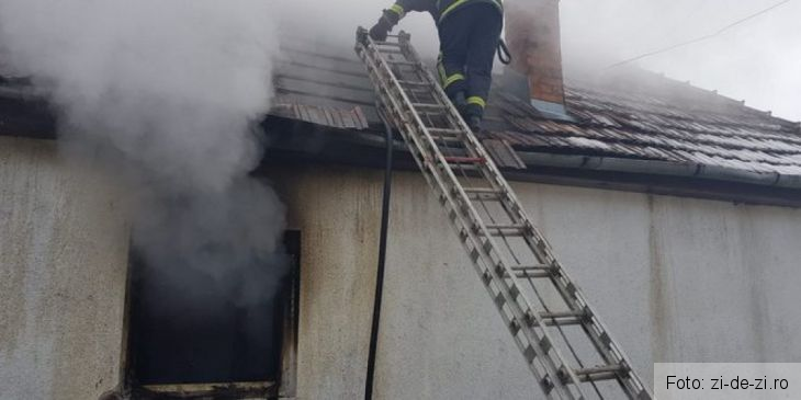 Bărbat mort și femeie rănită, într-un incendiu izbucnit în Mureș 1 incendiu mures_260047.jpg