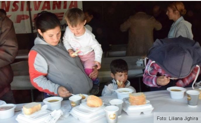 BRAŞOV. Pregătim „O masă caldă pentru fiecare” şi ne puteţi ajuta s-o facem mai bogată 1 masacalda_2.jpg