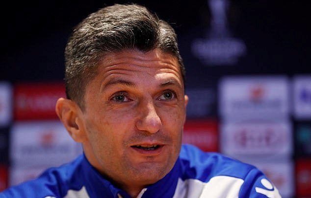 razvanlucescu_2.jpg