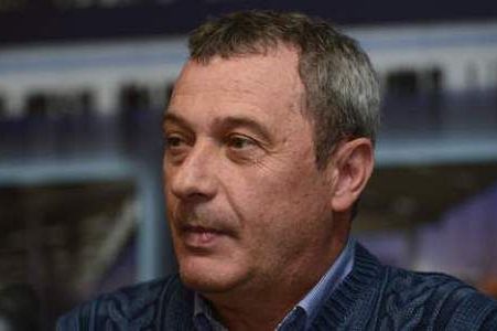 Mircea Rednic ADUCE doi atacanţi la Dinamo!!! 1 rednic_12.jpg