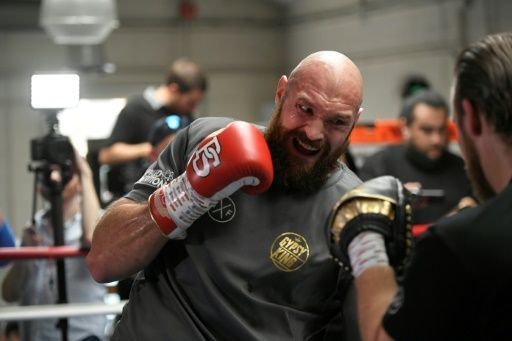 Tyson Fury donează 8 milioane de lire oamenilor fără adăpost 1 tysonfury_2.jpg
