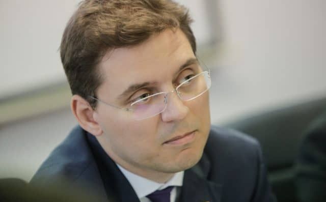 Ministrul pentru Afaceri Europene, Victor Negrescu, a demisionat 1 victornegrescu.jpg