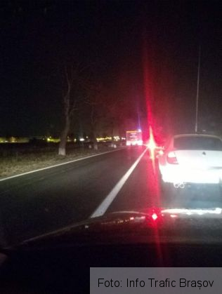 BRAȘOV. ULTIMA ORĂ. Pieton în stare de inconștiență, după ce a fost lovit de mașină. Update: Victima A DECEDAT 1 FB_IMG_1544285930978_260941.jpg