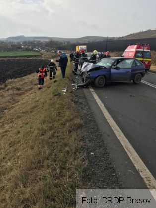 Accident cu trei victime rănite grav, în județul Mureș (FOTO) 1 IMG-20181211-WA0003_261013.jpg