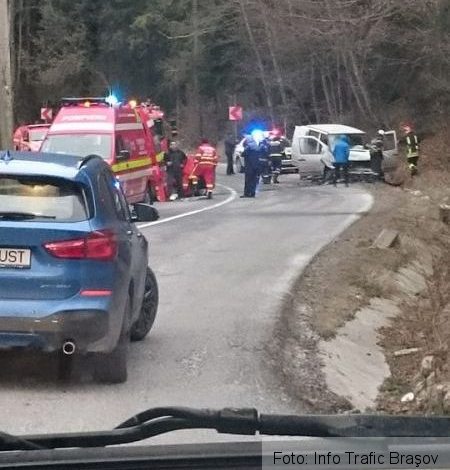 BRAȘOV. Accident cu două victime, la Pârâul Rece 1 accidentparaulrece_3.jpg