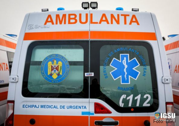 Noi autospeciale au intrat, de astăzi, în dotarea Ambulanței Brașov 1 ambulante noi 3_261027.jpg