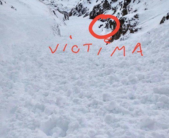 Persoană decedată în avalanșă, în munții Bucegi 1 avalansabucegi.jpg