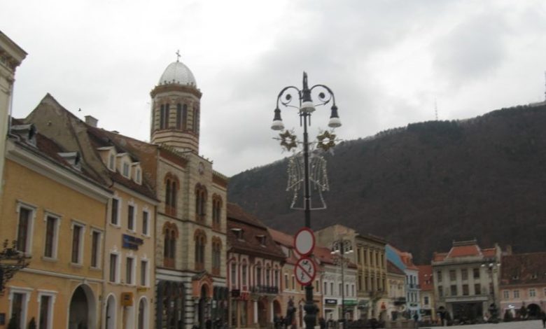 BRAȘOV. Crăciun îndoliat pentru ortodocșii din Cetate 1 biserica-piata-sfatului.jpg