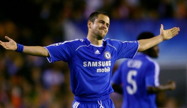 Joe Cole va antrena la academia clubului Chelsea 1 joecole.jpg