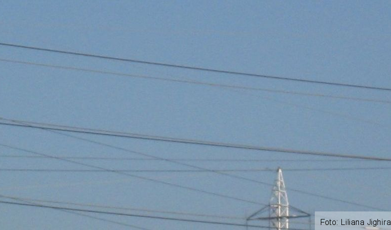 stalpi-curent-electric2.jpg