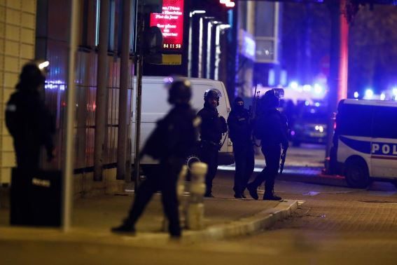 Atacatorul din Strasbourg, împuşcat mortal de poliţişti 1 strasburg.jpg