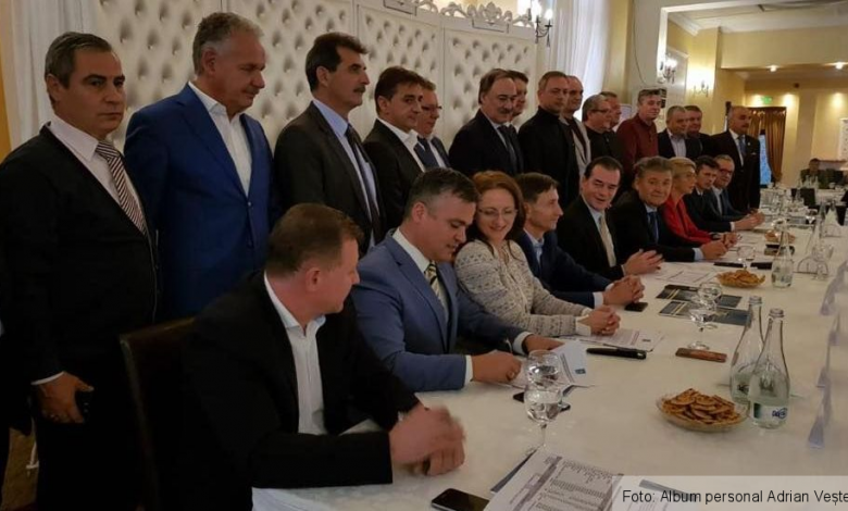 Președintele CJ Brașov Adrian Veștea a semnat o rezoluție pentru dezvoltarea infrastructurii din Regiunea Centru 1 vestea-adr.jpg