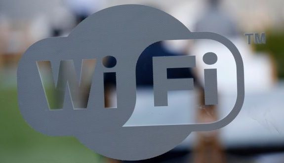 BRAŞOV. 15 zone cu internet gratuit, în spaţii publice din oraş şi Poiană (vezi HARTA) 1 wifi.jpg
