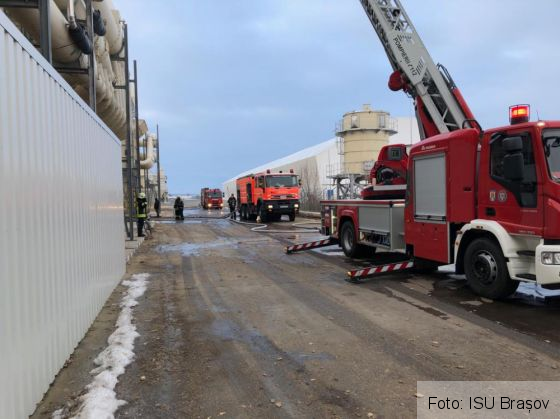 BRAȘOV. Incendiu la Kronospan (FOTO) 1 IMG-20190127-WA0002_262810.jpg