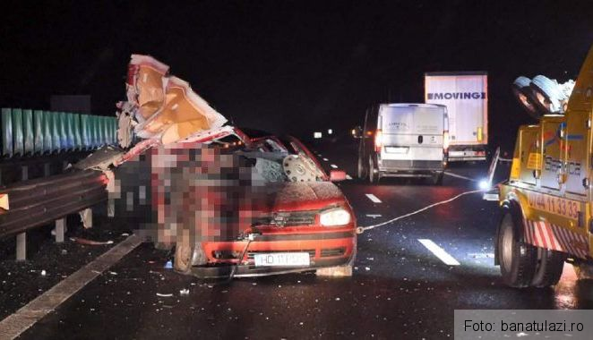 Doi bărbați au decedat după ce mașina în care se aflau s-a izbit de un TIR, pe A1 1 accidenta1_3.jpg