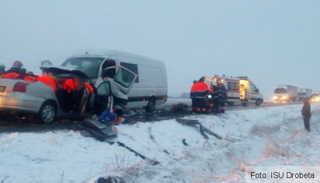 Doi șoferi au murit într-un accident produs pe E 70 1 accidentdrobeta.jpg