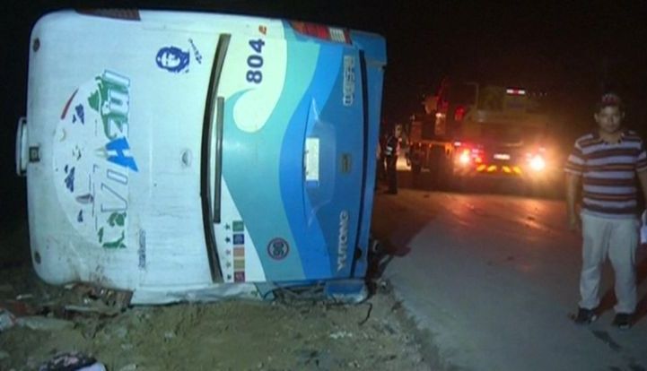 Șapte morți și peste 30 de răniți într-un accident de autobuz 1 cuba.jpg