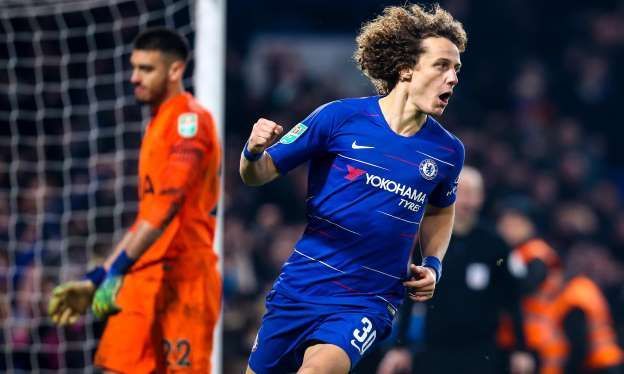 Chelsea se califică dramatic în finala Cupei Ligii 1 davidluiz.jpg
