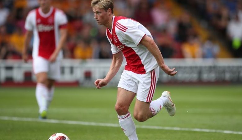 FC Barcelona a cumpărat un mijlocaș cu 75 de milioane de euro 1 frenkiedejong.jpg