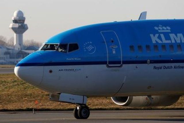 Din cauza vremii, KLM anulează mai multe zboruri 1 klm.jpg
