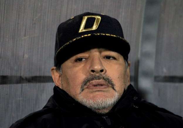 Maradona, OPERAT LA CAP! Cum se simte?... #FuerzaDiego 1 maradona_10.jpg
