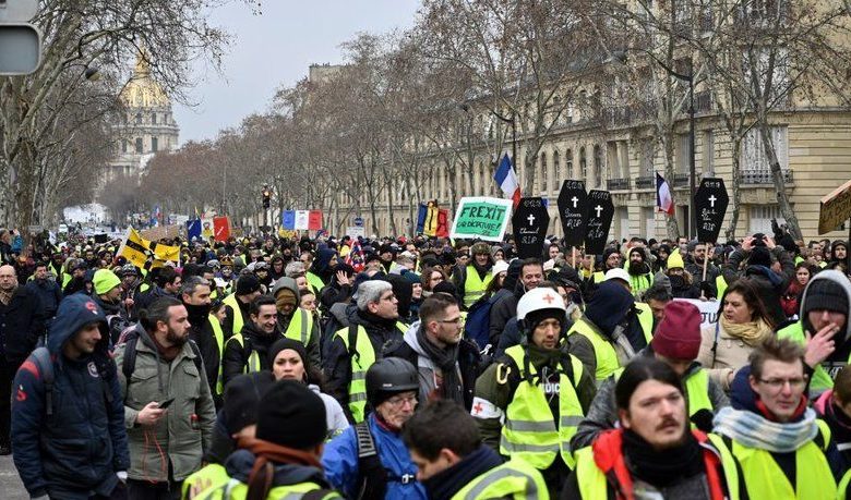 Vestele galbene continuă protestele 1 proteste2_6.jpg