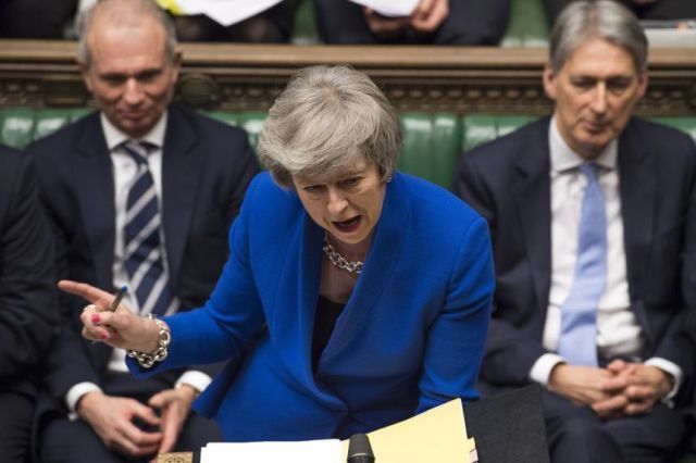 Guvernul Theresa May supraviețuiește moțiunii de cenzură 1 theresamay_6.jpg