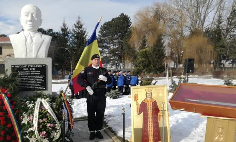 BRAȘOV. 100 de ani de Jandarmerie în Ardeal 1 titulescu-jandarmi.jpg