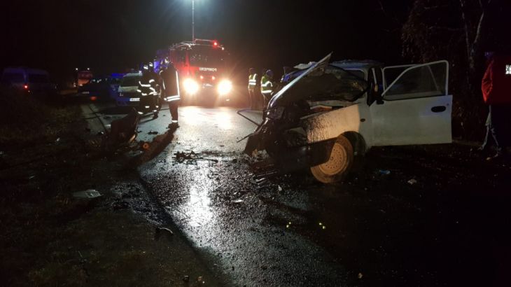 BRAȘOV. Accident grav pe DN 13, cu patru victime, una încarcerată 1 IMG-20190206-WA0021_263207.jpg