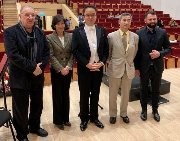 BRAȘOV. Ambasadorul Japoniei a fost impresionat de prestația artiștilor Filarmonicii 1 ambasador-japonia-patria.jpg