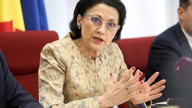 andronescu_2.jpg