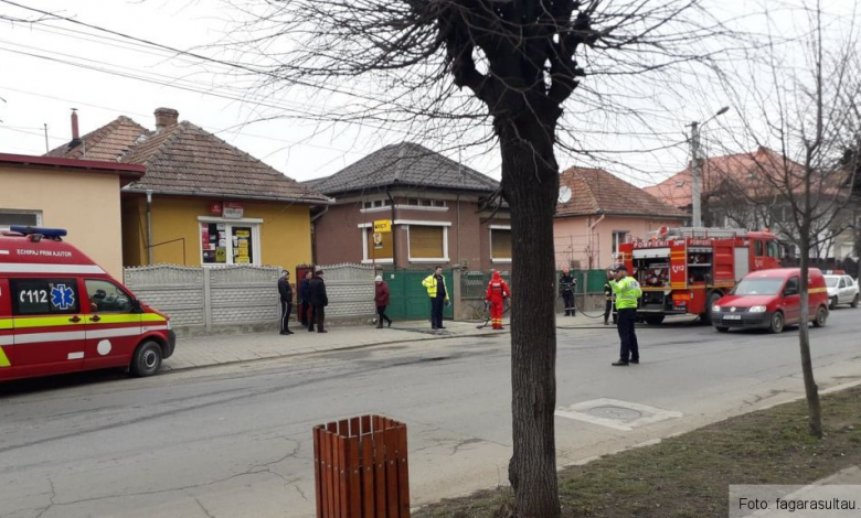 BRAȘOV - Făgăraș. Incendiu la coșul de fum! 1 incendiufagaras_3.jpg