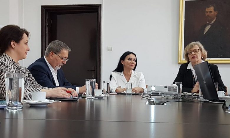 Ministrul Sănătăţii Sorina Pintea a discutat cu cei de la BERD despre parteneriatul cu Primăria BRAŞOV pentru construirea spitalului regional 1 sorina-pintea10.jpg