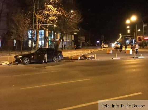 BRAȘOV. Incident rutier la intersecția străzilor Toamnei, Hărmanului și Mihail Kogălniceanu (FOTO) 1 FB_IMG_1551985305386_264245.jpg